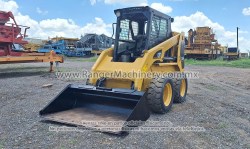 Minicargador-Caterpillar-246-7096-9
