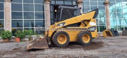 Minicargador-Caterpillar-252B3-1851-1