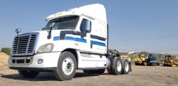 Tractocamion-Freightliner-cascadia-6992-1